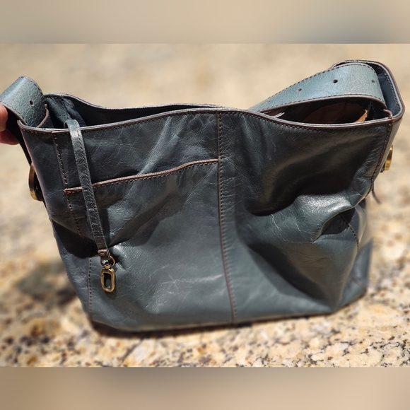 HOBO Render Shoulder Bag Deep MOSS LEATHER - Picture 2 of 11